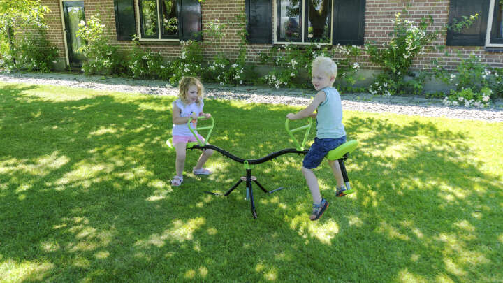 EXIT TOYS Kreisende Wippe Spinner